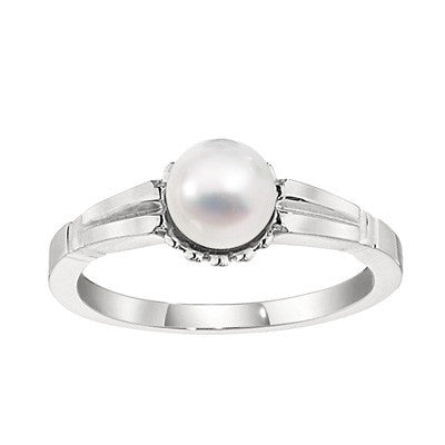 June birthstone, pearl birthstone, june birthstone ring, pearl birthstone ring, pearl gold ring, vintage style pearl gold ring, scalloped pearl ring gold