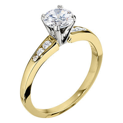 Channel Set Graduated Baguette Diamond Engagement Ring Princess / 18K Yellow Gold / Natural